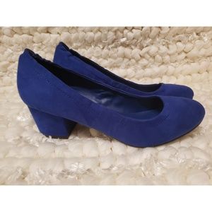 Breckelle's Faux Suede Chunky Heel Pumps - Blue